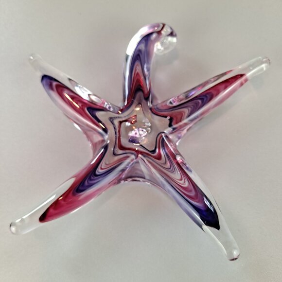 Artist Signed Glass Art Starfish Suncatcher - Picture 2 of 4